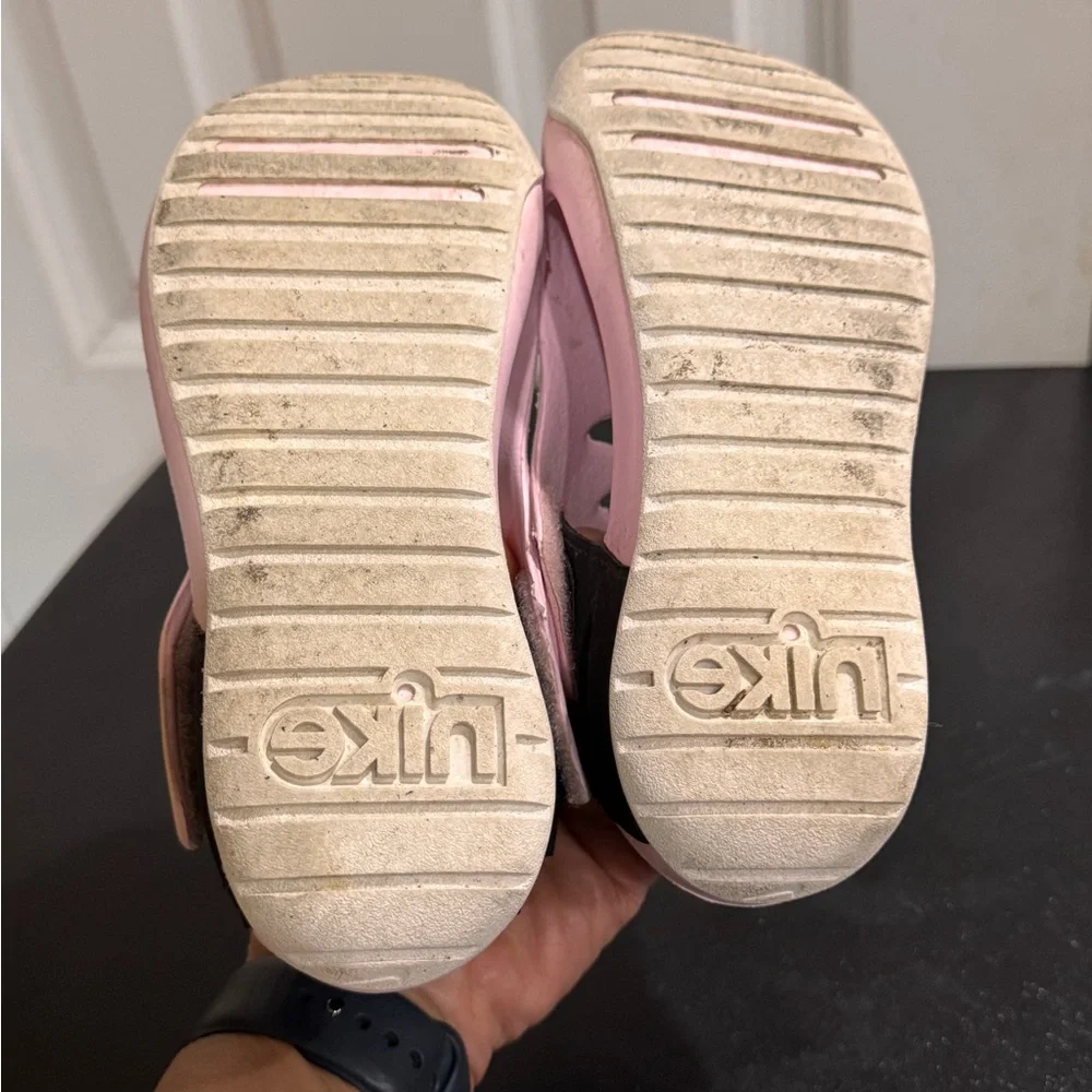 Nike Kids Pink and Black Shoes size 1Y